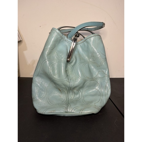 Coach Blue Patent Leather Signature C Kisslock Satchel Medium Size Good Cond - Picture 14 of 16